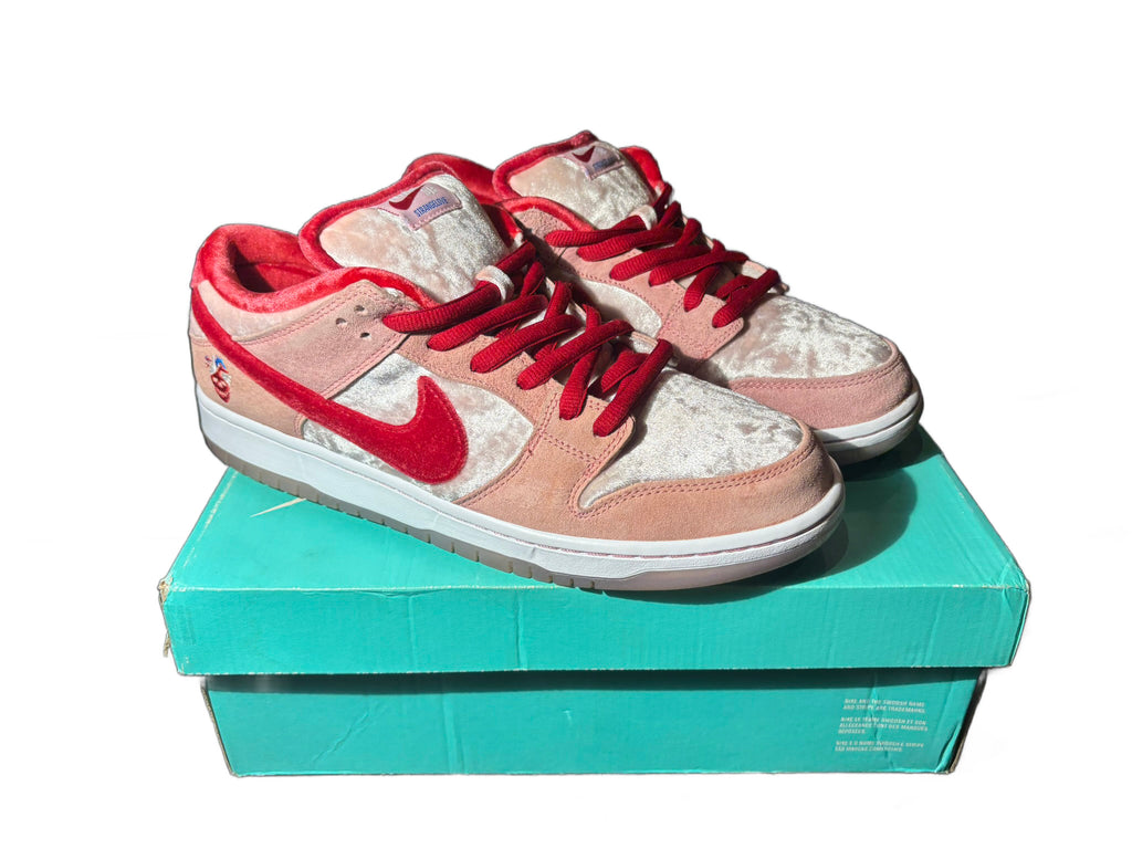 Nike SB Dunk Low StrangeLove Skateboards US 11